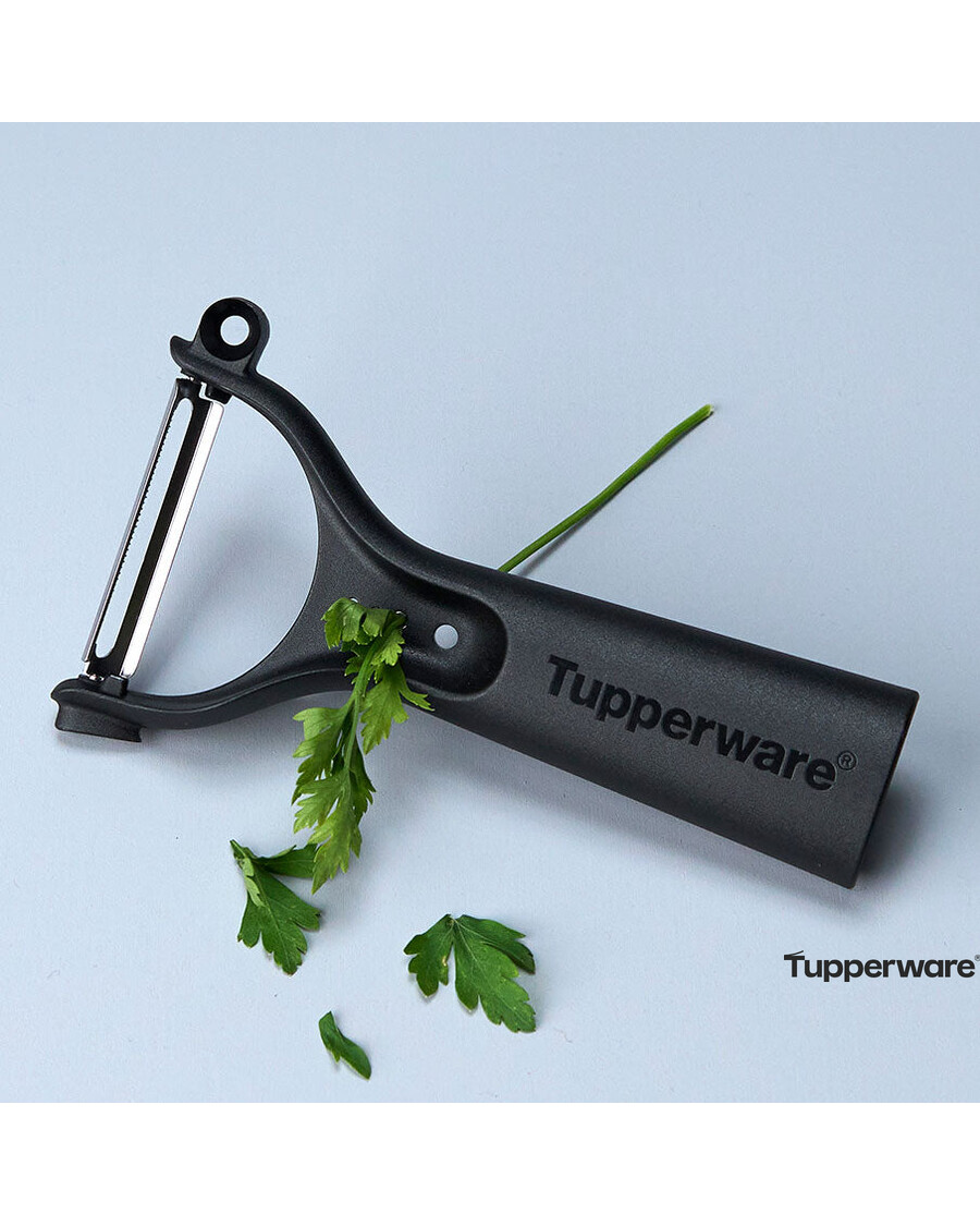 Tupperware 5-in-1 Universal Peeler