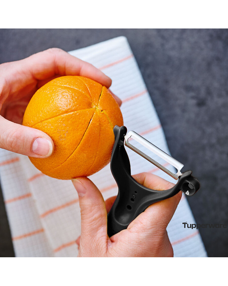 Tupperware 5-in-1 Universal Peeler