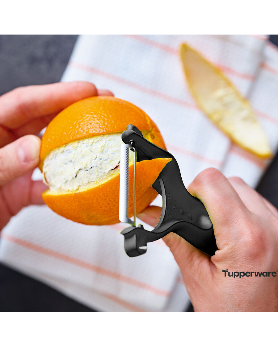 Tupperware 5-in-1 Universal Peeler