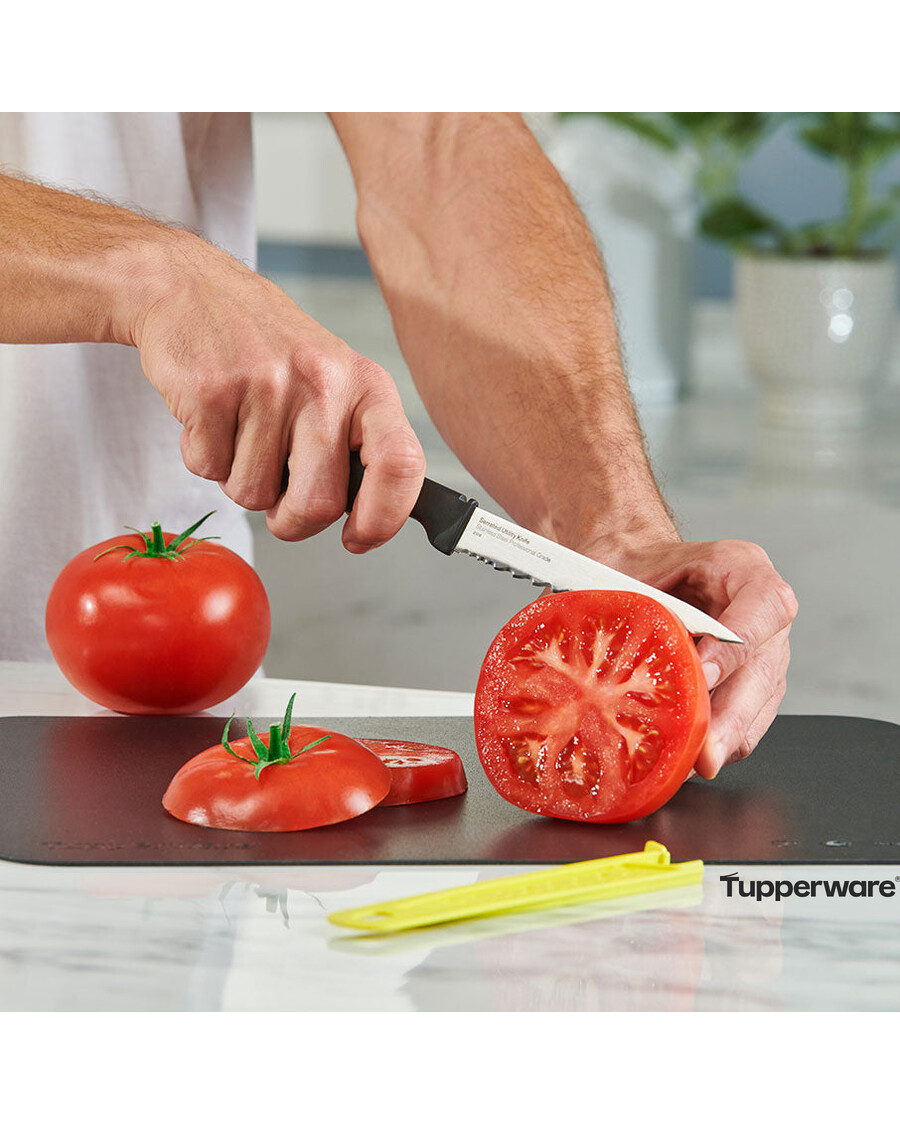 Tupperware® Amazing Series Serrated Utility Knife
