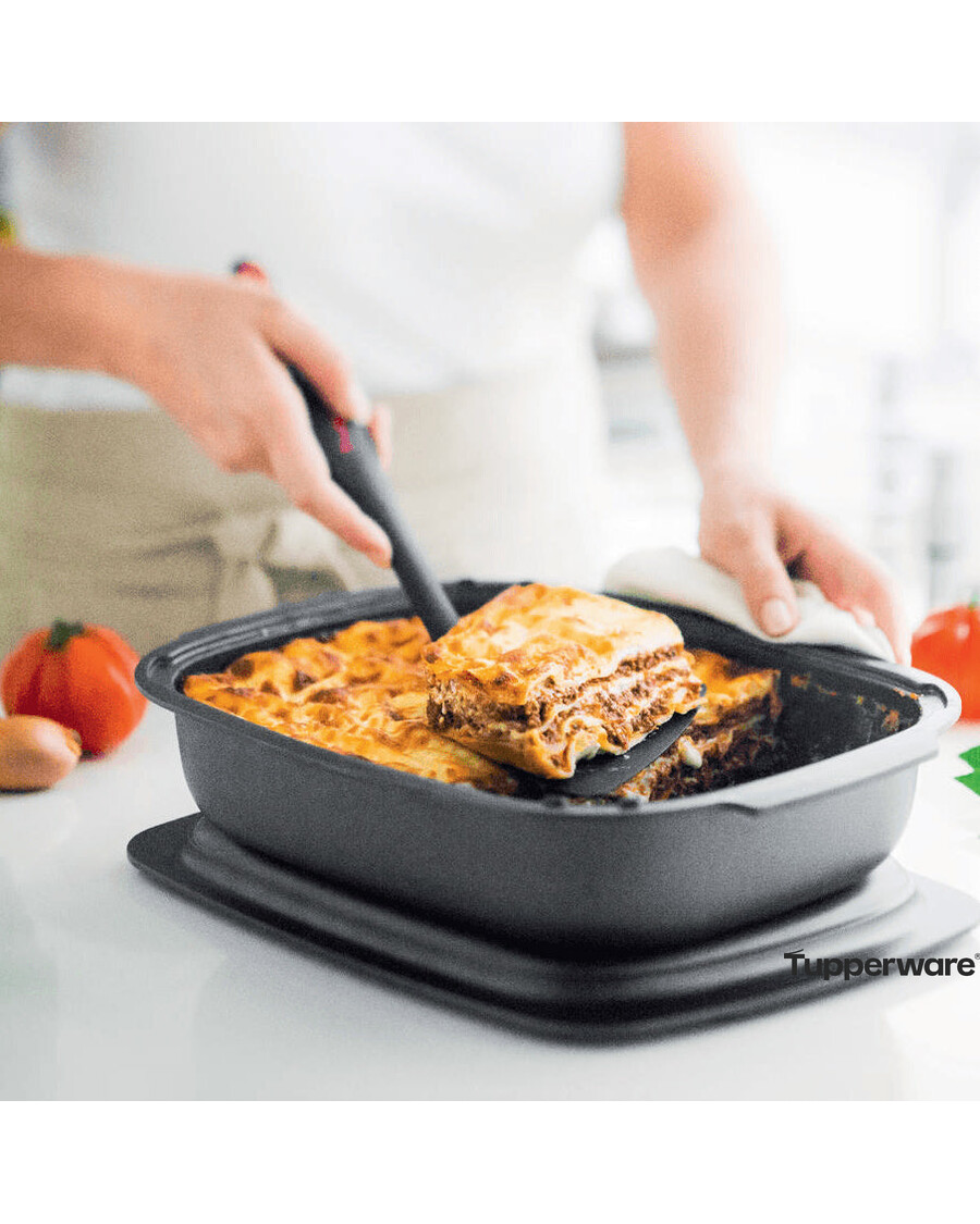 Tupperware UltraPro® Lasagna Pan with Cover | 3.5-Qt / 3.3 L