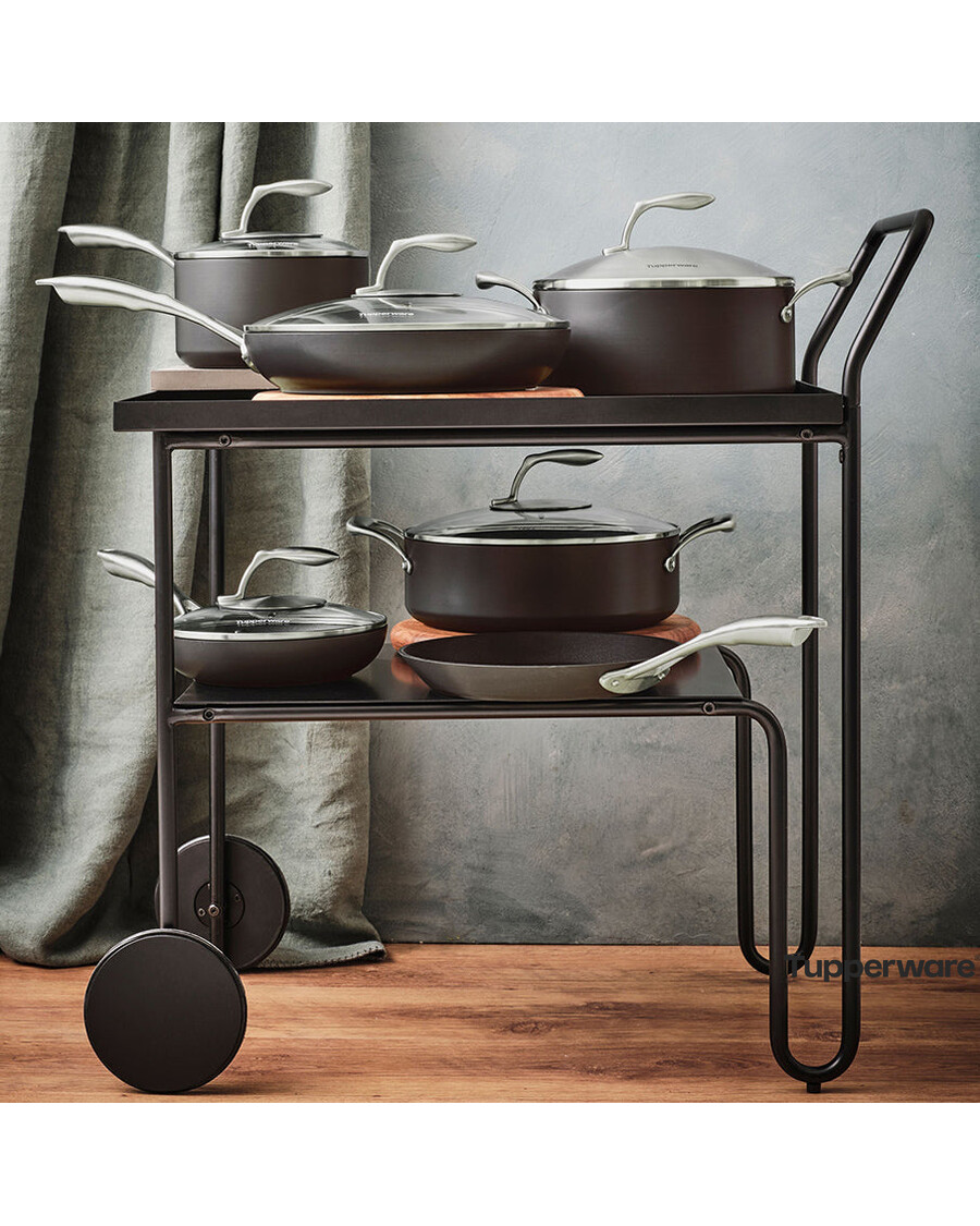 Tupperware Chef Series II Saucepan with Glass Cover | 2.6 qt / 2.5 L