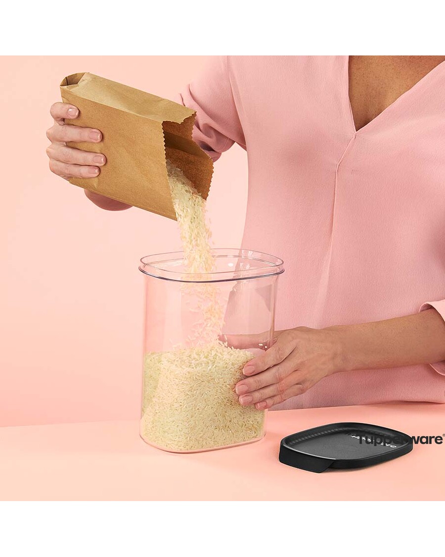 Tupperware® Ultra Clear® Oval | 9½ cup / 2.2 L