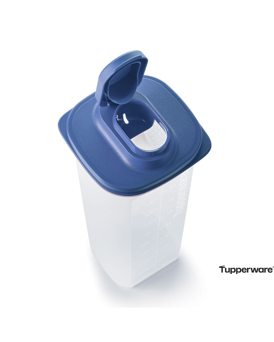 Tupperware Slim Line Pitcher with Strainer Set