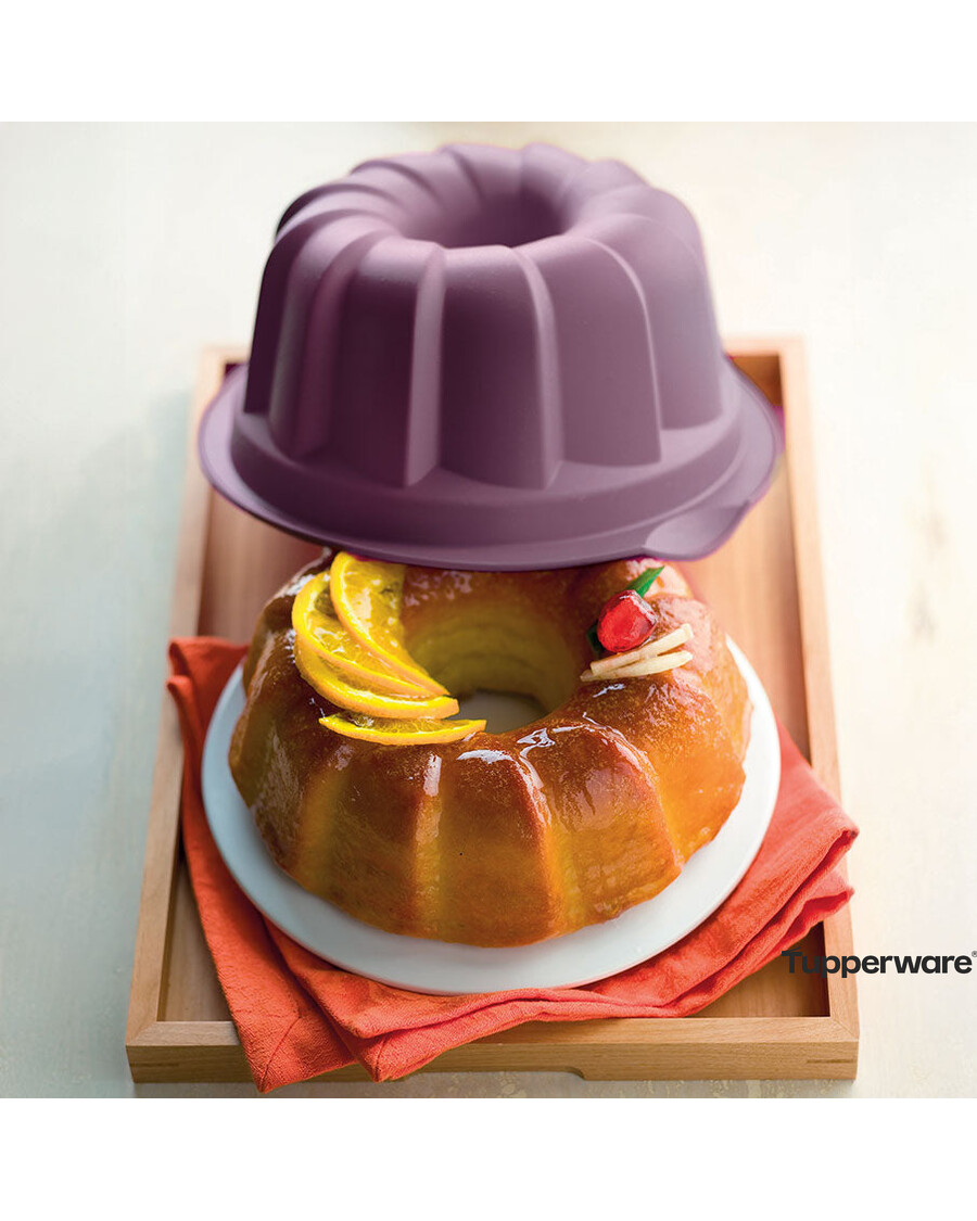 Tupperware Silicone Bundt Form