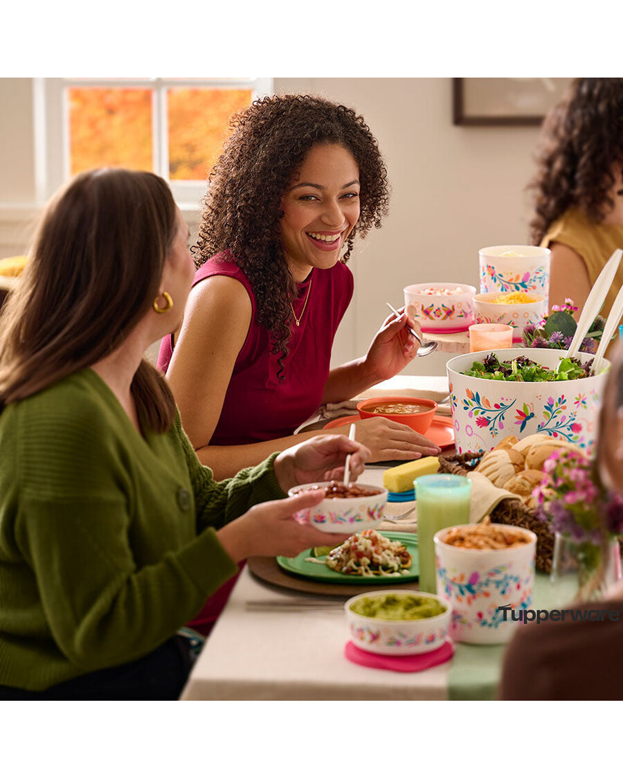 Tupperware Flittering Floral Folk Art | 18-piece Set